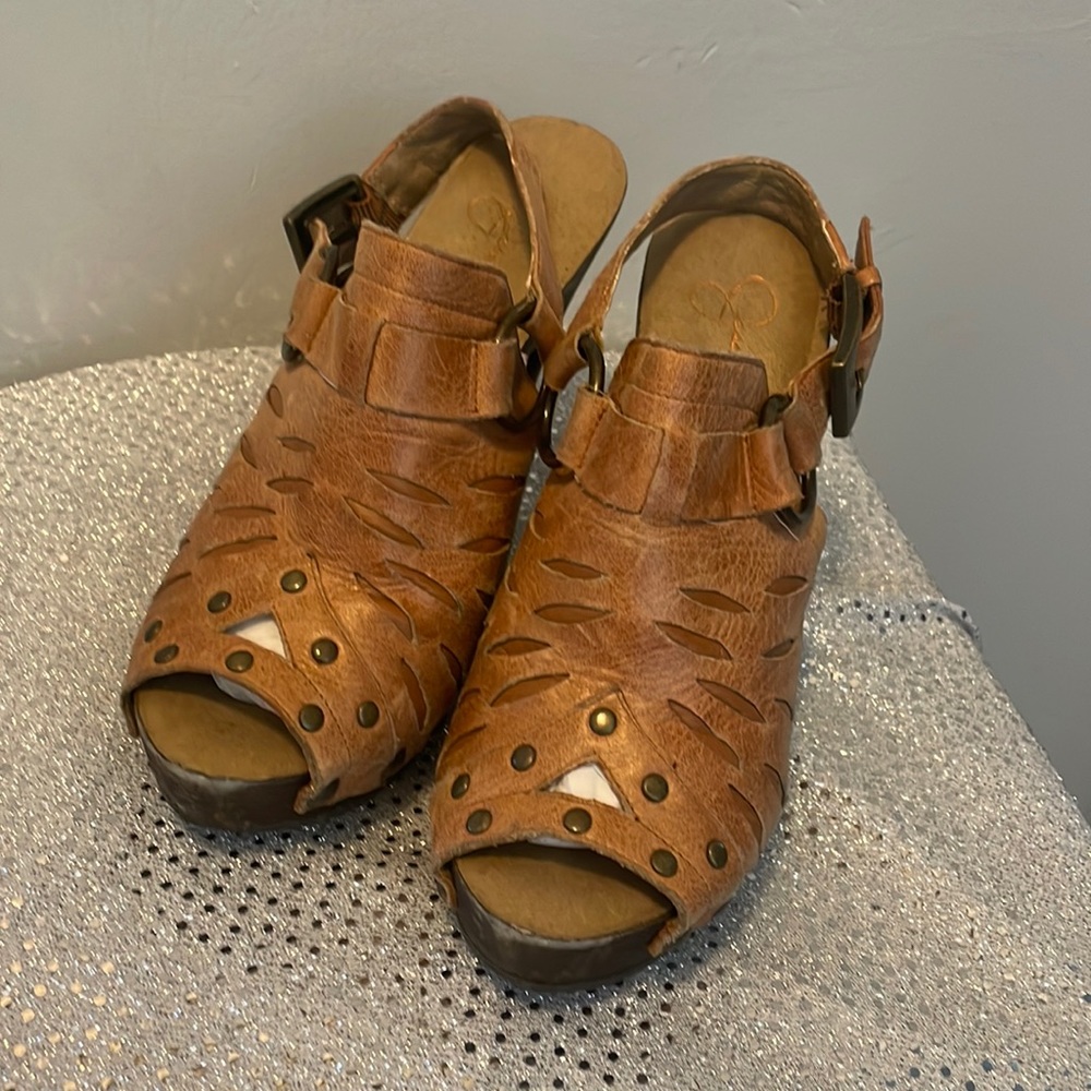 Jessica Simpson leather heels
